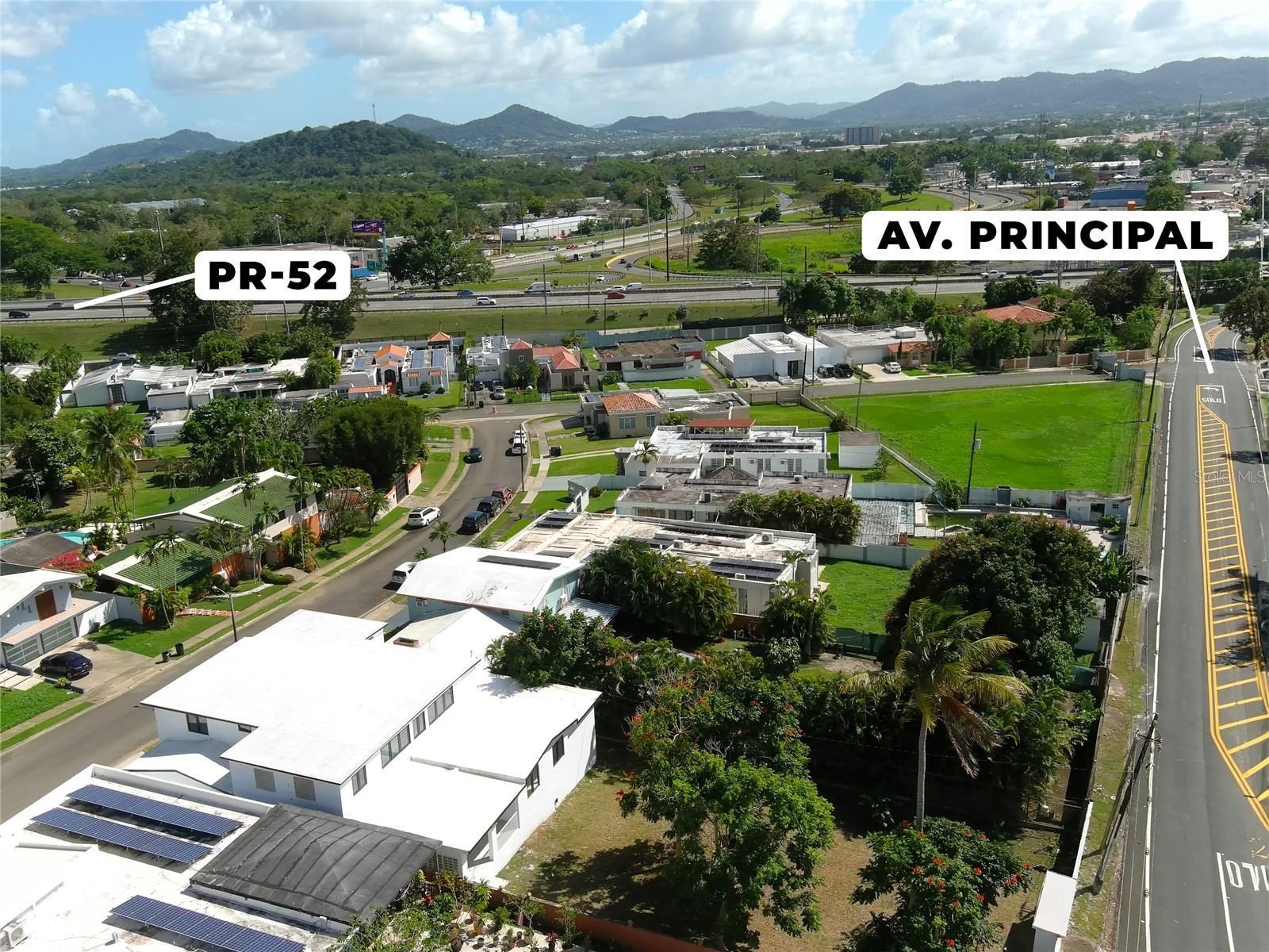 URB EL RETIRO - Residential