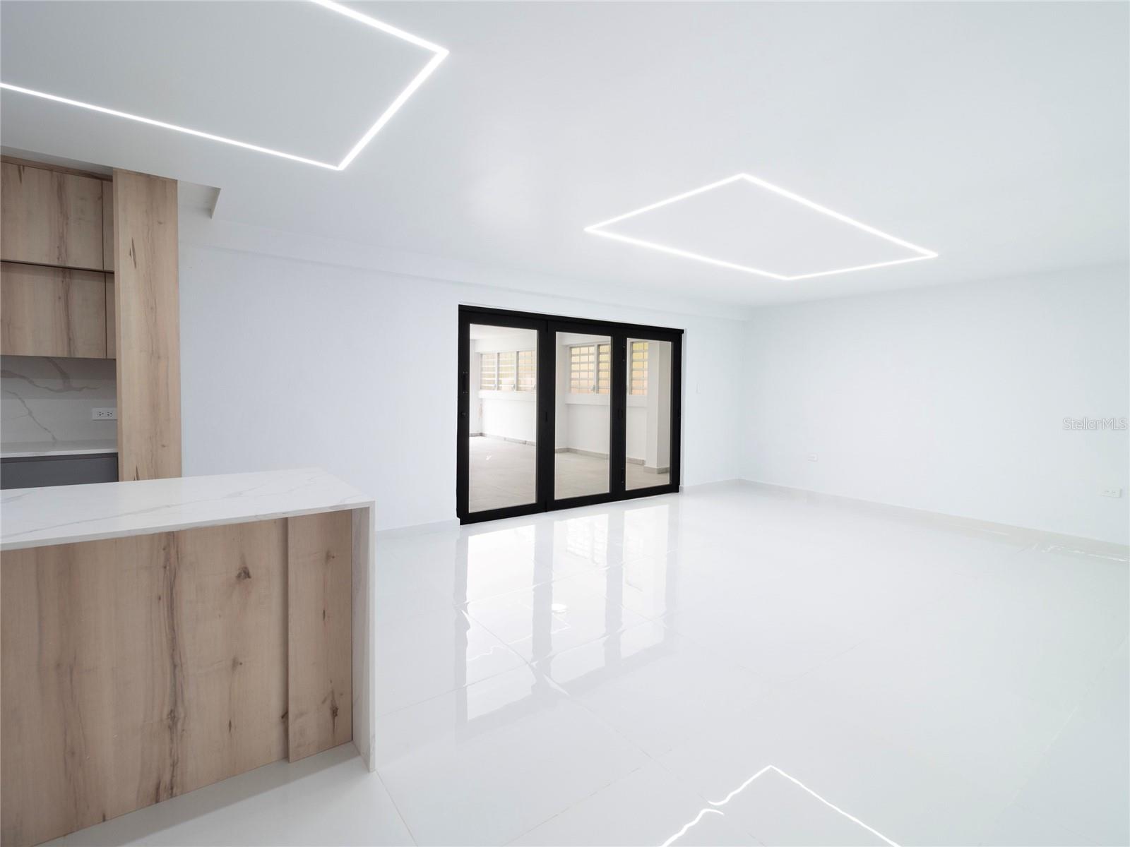 URB EL RETIRO - Residential