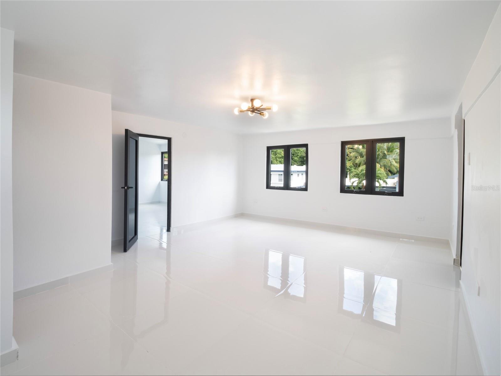 URB EL RETIRO - Residential