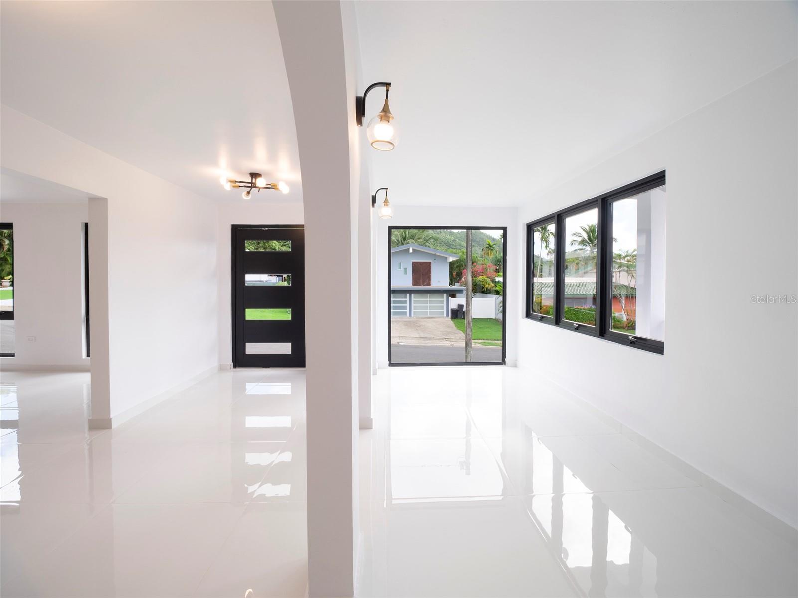 URB EL RETIRO - Residential