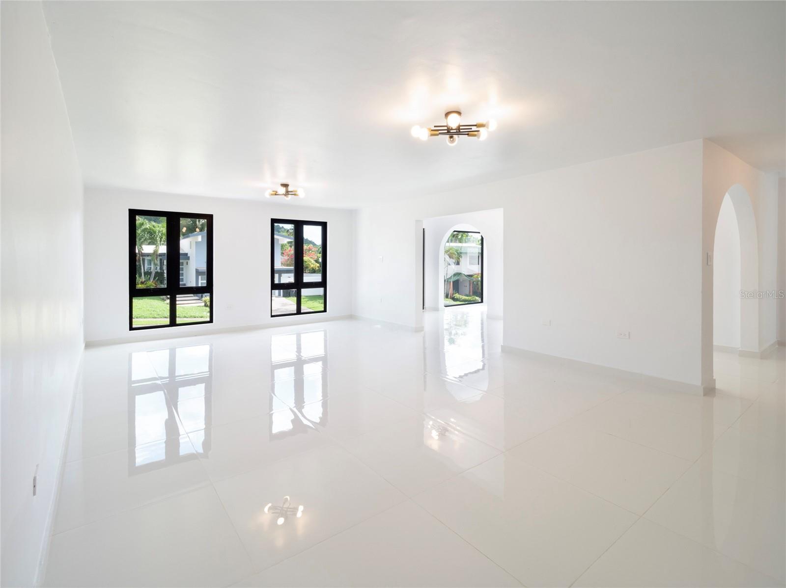 URB EL RETIRO - Residential