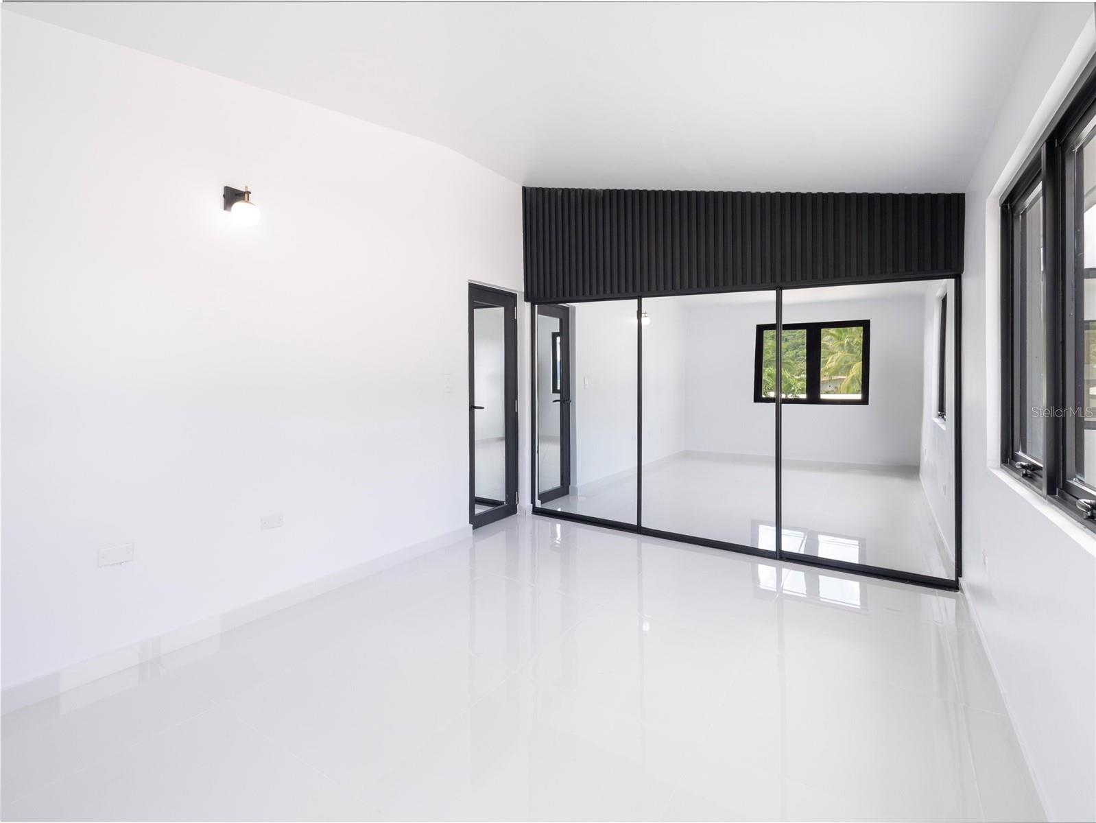 URB EL RETIRO - Residential