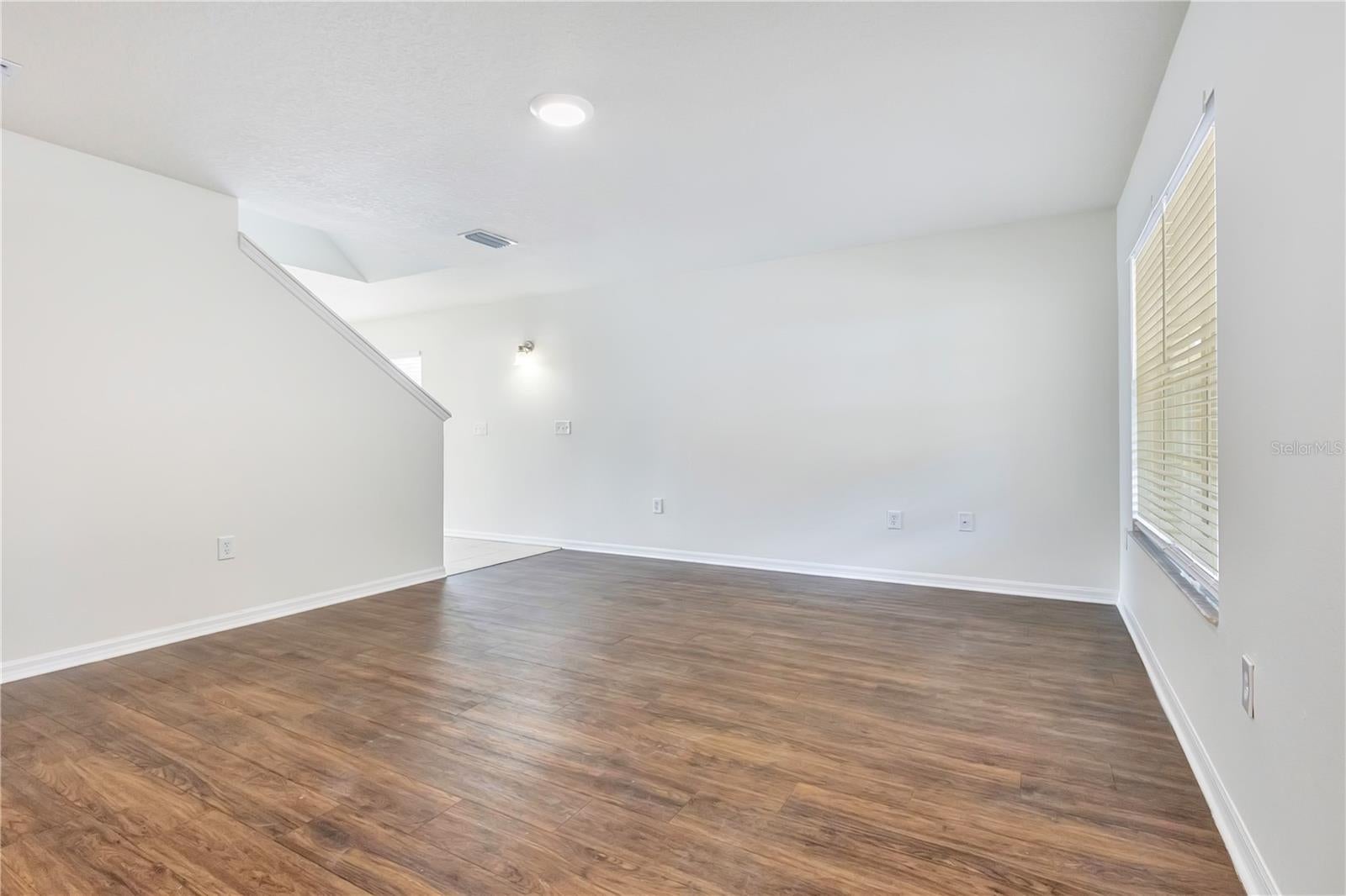 10332 SUMMERVIEW CIRCLE