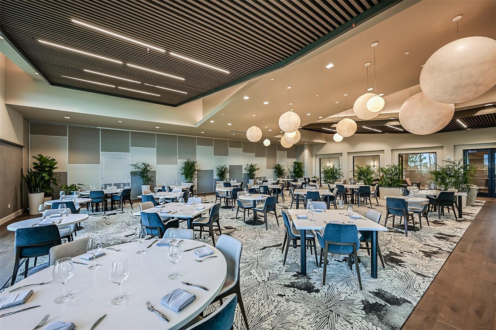 AZARIO ESPLANADE - Residential