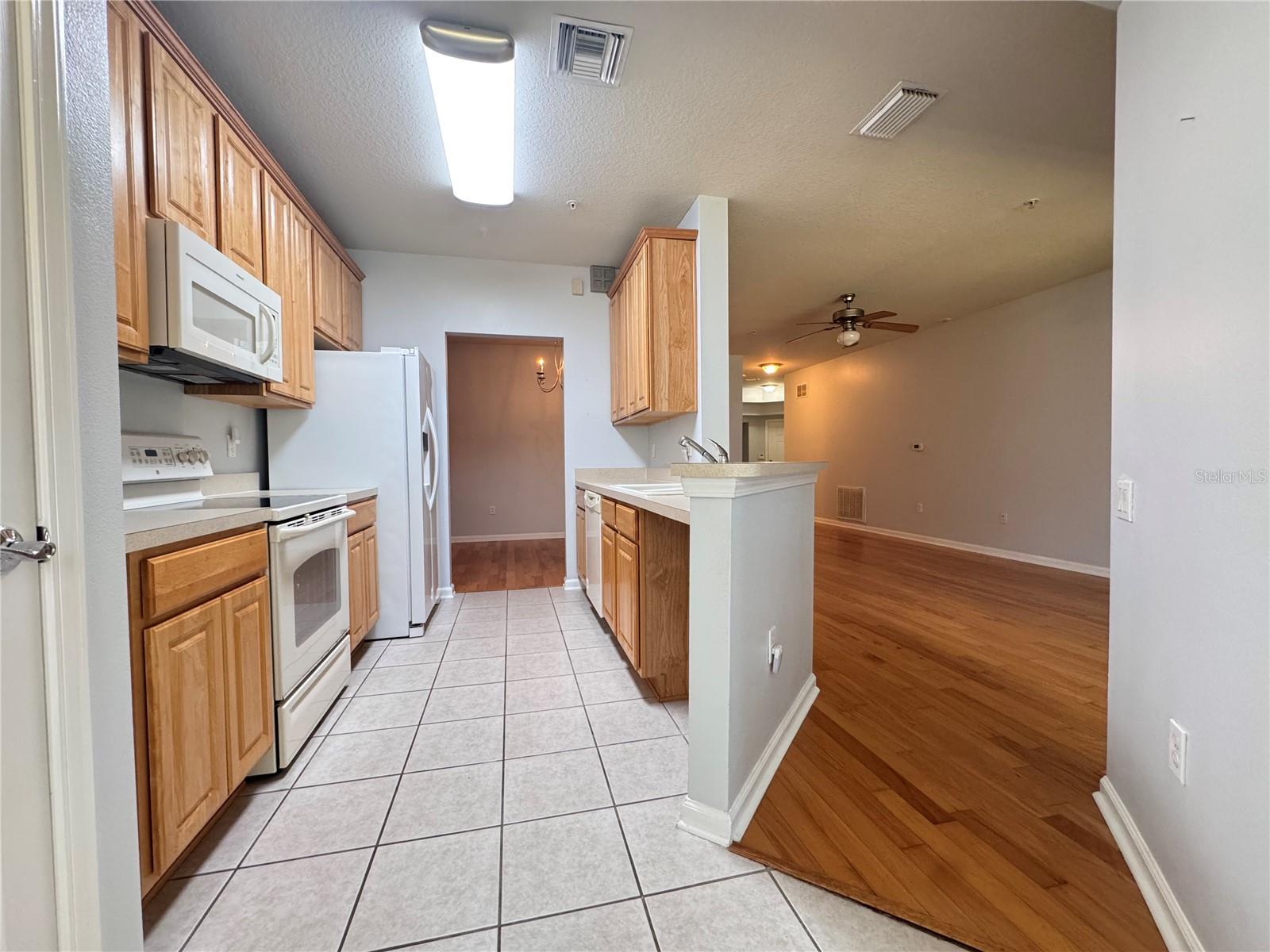 VILLA SERENA A CONDO - Residential Lease