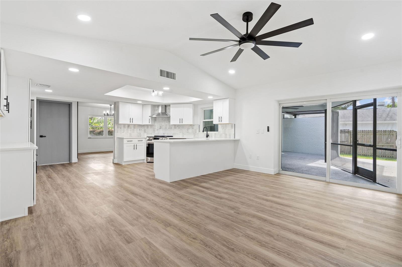 NORTHDALE SEC E UNIT 4 - Residential
