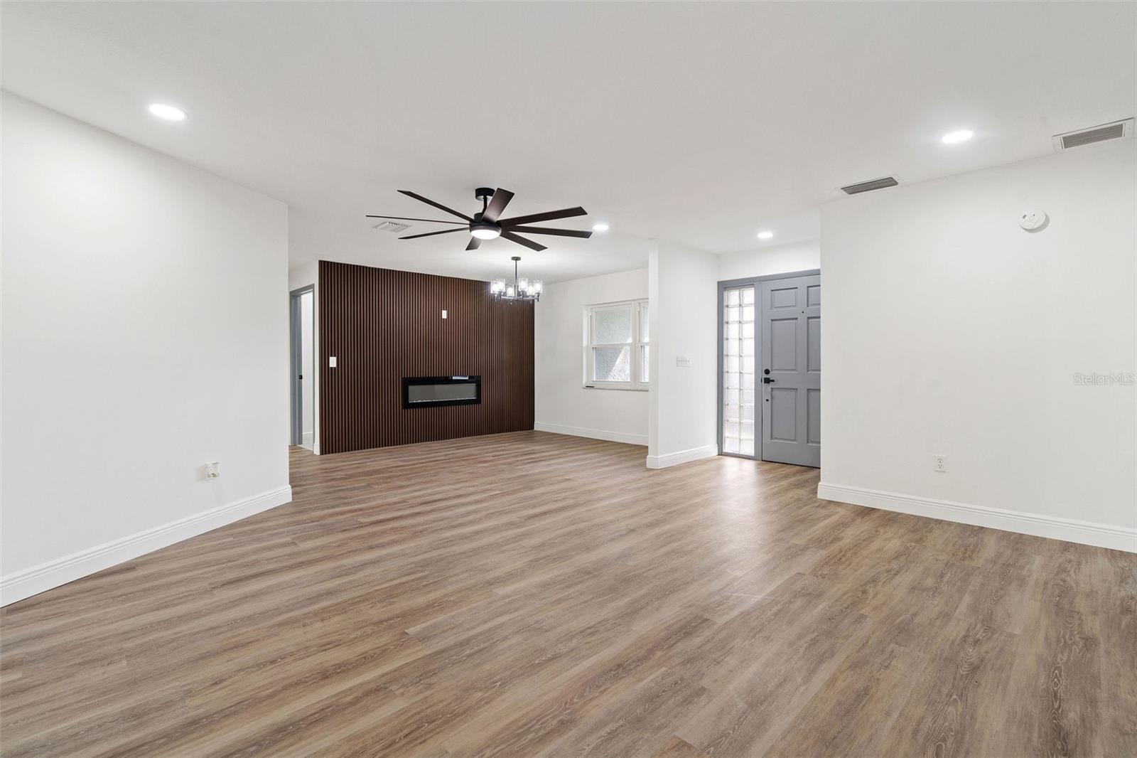 NORTHDALE SEC E UNIT 4 - Residential