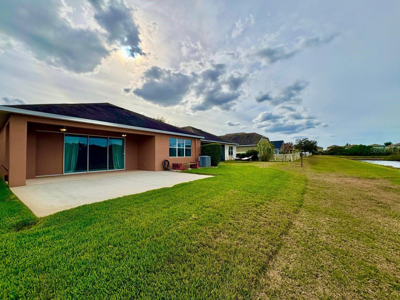 AVELAR CREEK SOUTH - Residential Lease