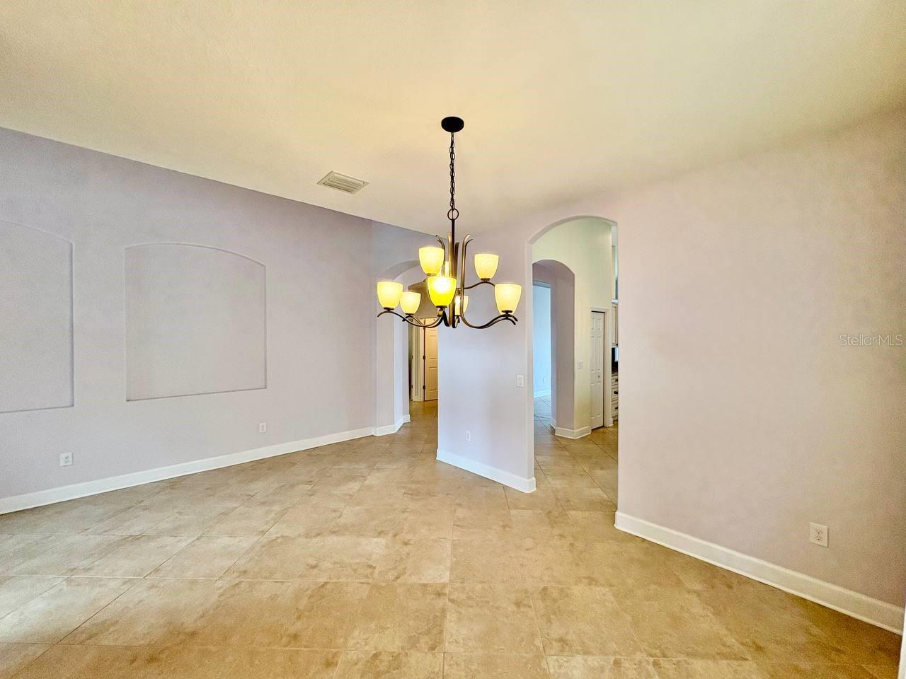 AVELAR CREEK SOUTH - Residential Lease