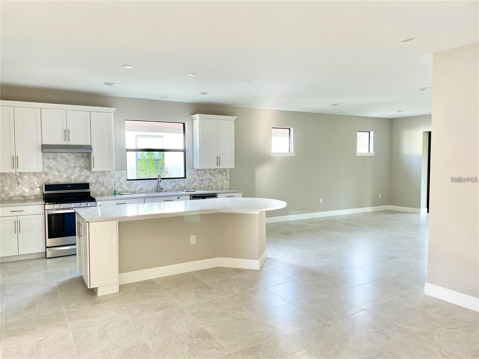 HAMMOCK PRESERVE PHS 2A & 2B - Residential Lease