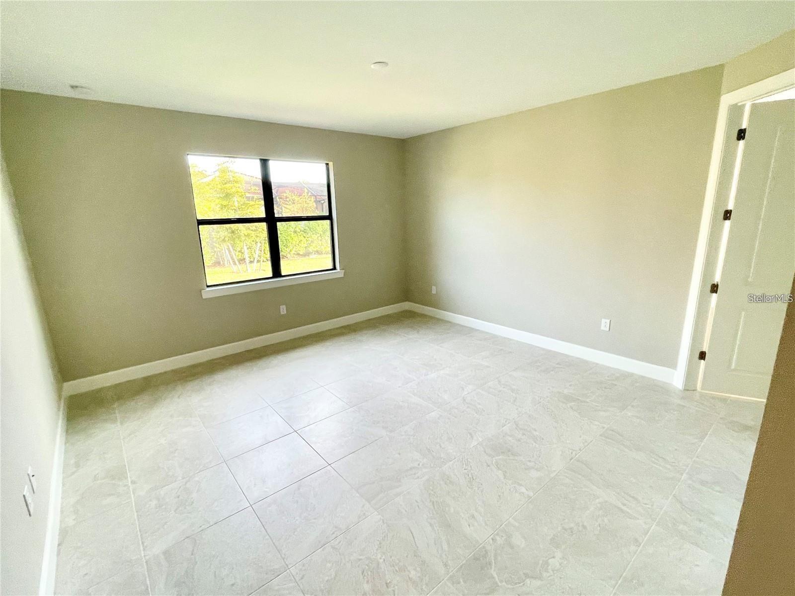 HAMMOCK PRESERVE PHS 2A & 2B - Residential Lease