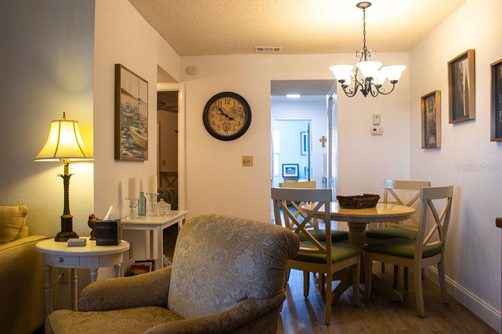 LONG BAYOU - Residential Lease