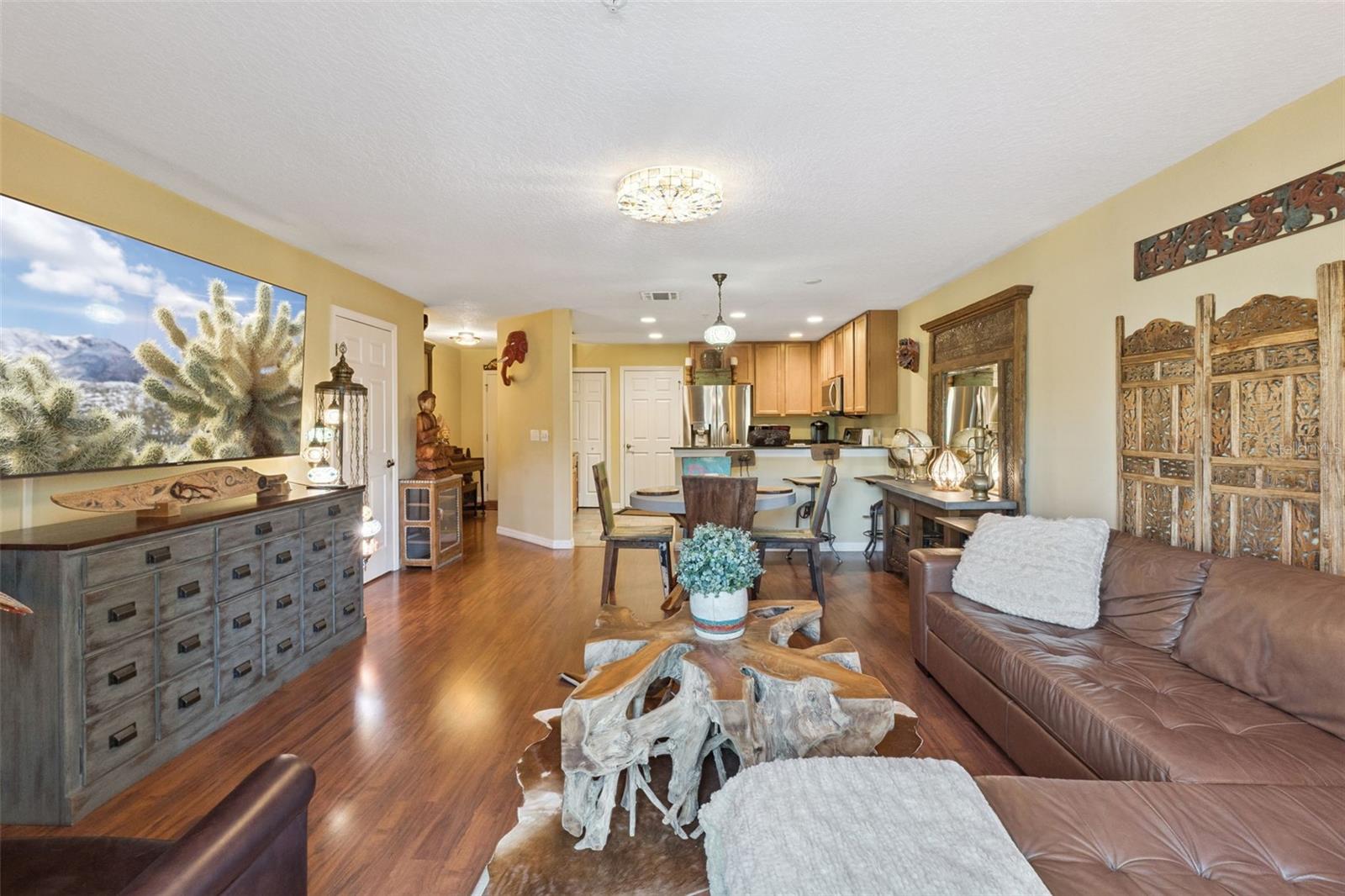 HERITAGE PARK TWNHMS - Residential