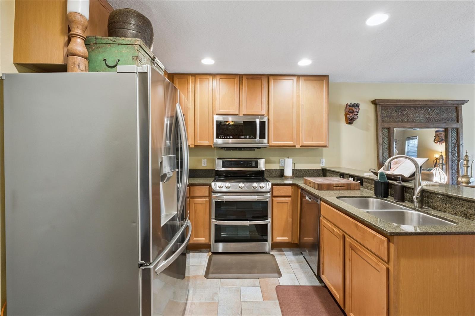 HERITAGE PARK TWNHMS - Residential