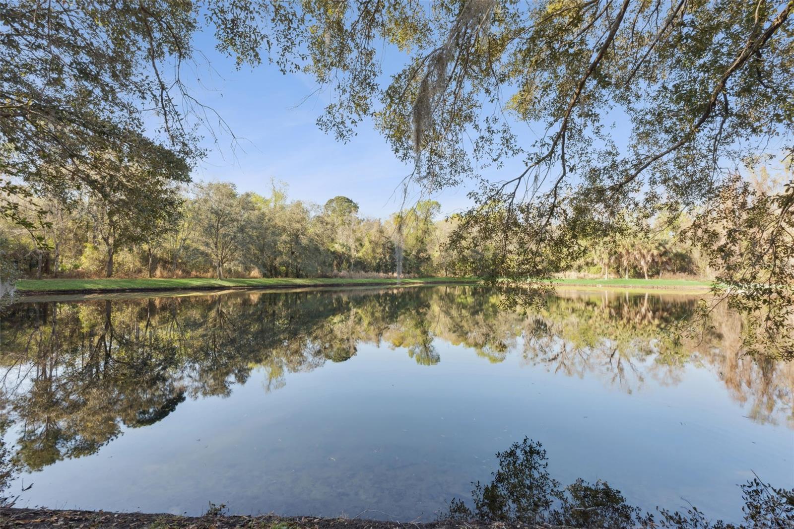 HERITAGE PARK TWNHMS - Residential