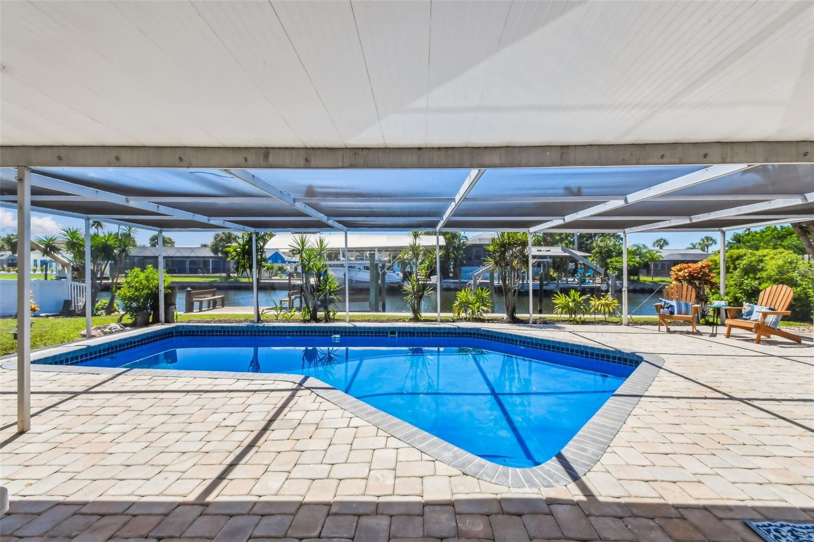APOLLO BEACH UNIT 08 A RESUBDI - Residential