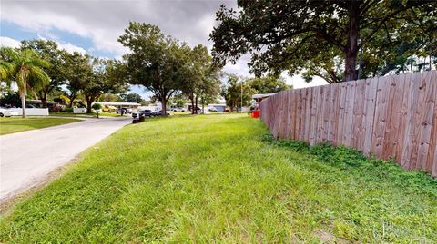 A home in SEMINOLE