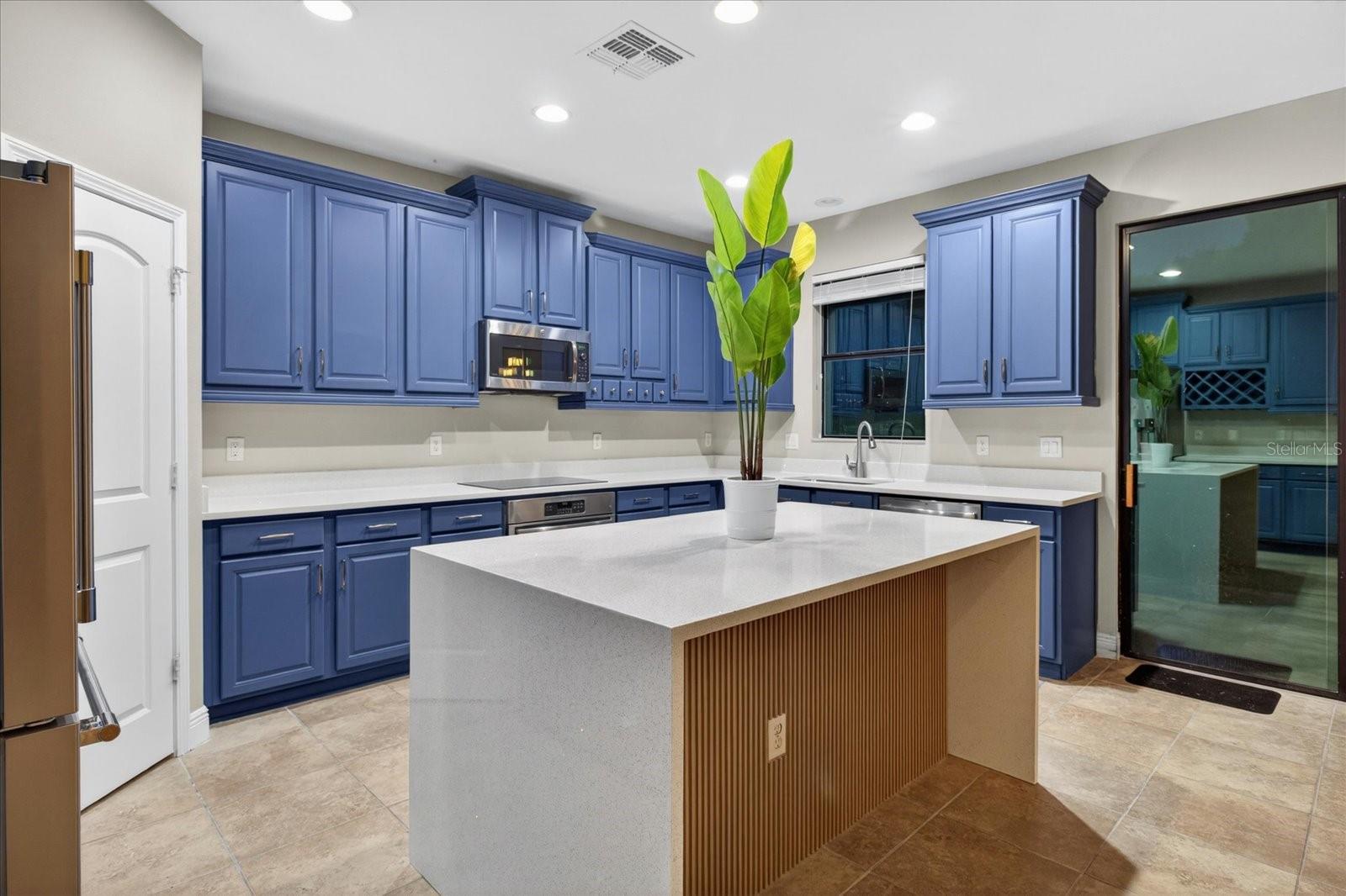 LANDINGS AT HERITAGE ON WATER - Residential