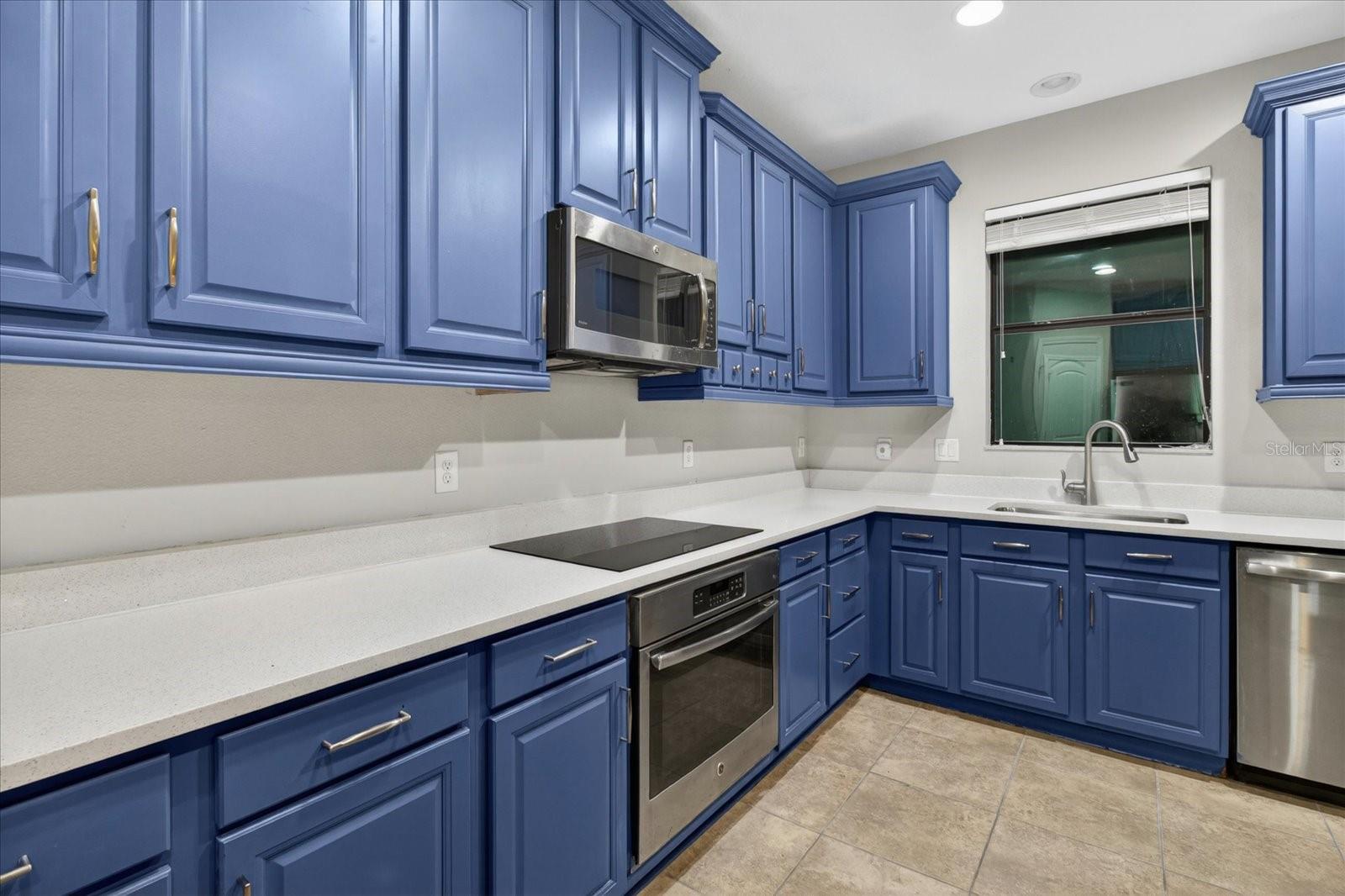 LANDINGS AT HERITAGE ON WATER - Residential
