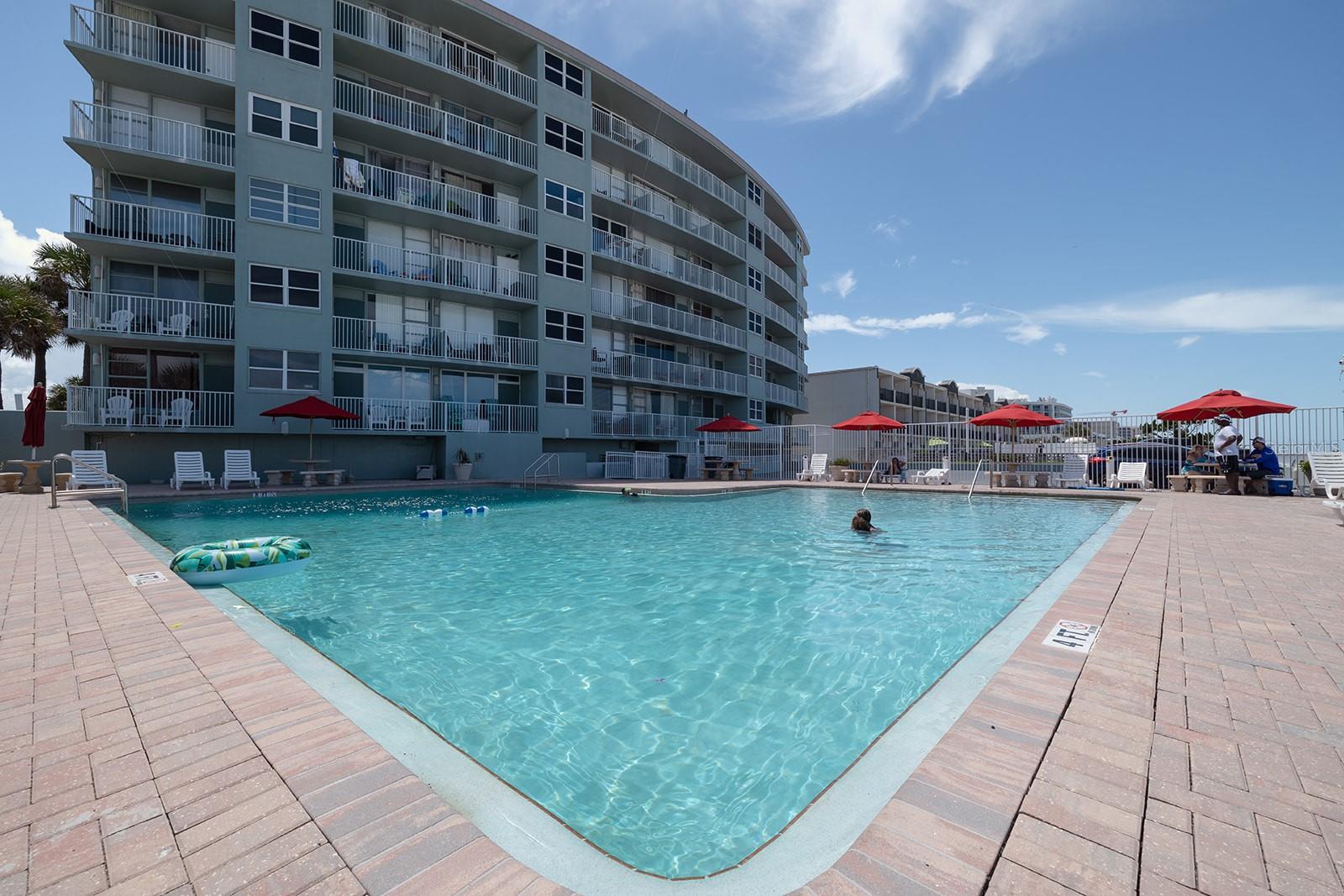 DAYTONA BEACH CLUB UNIT CU01 - Residential Lease