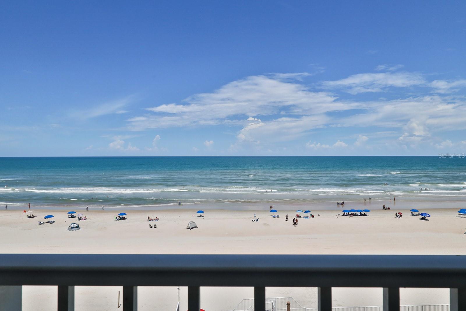 DAYTONA BEACH CLUB UNIT CU01 - Residential Lease