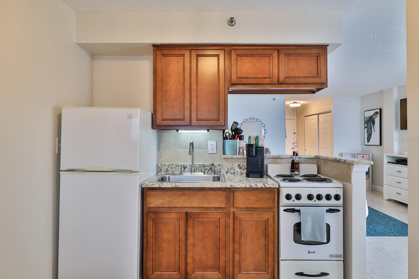 DAYTONA BEACH CLUB UNIT CU01 - Residential Lease