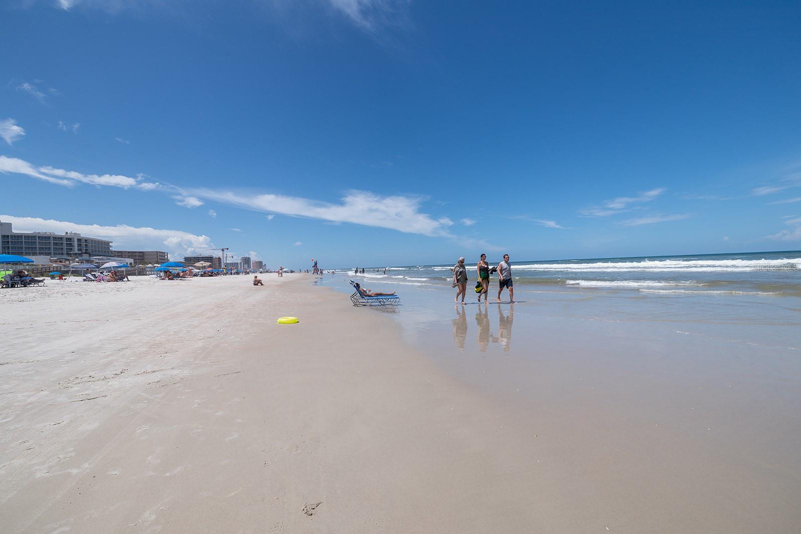 DAYTONA BEACH CLUB UNIT CU01 - Residential Lease