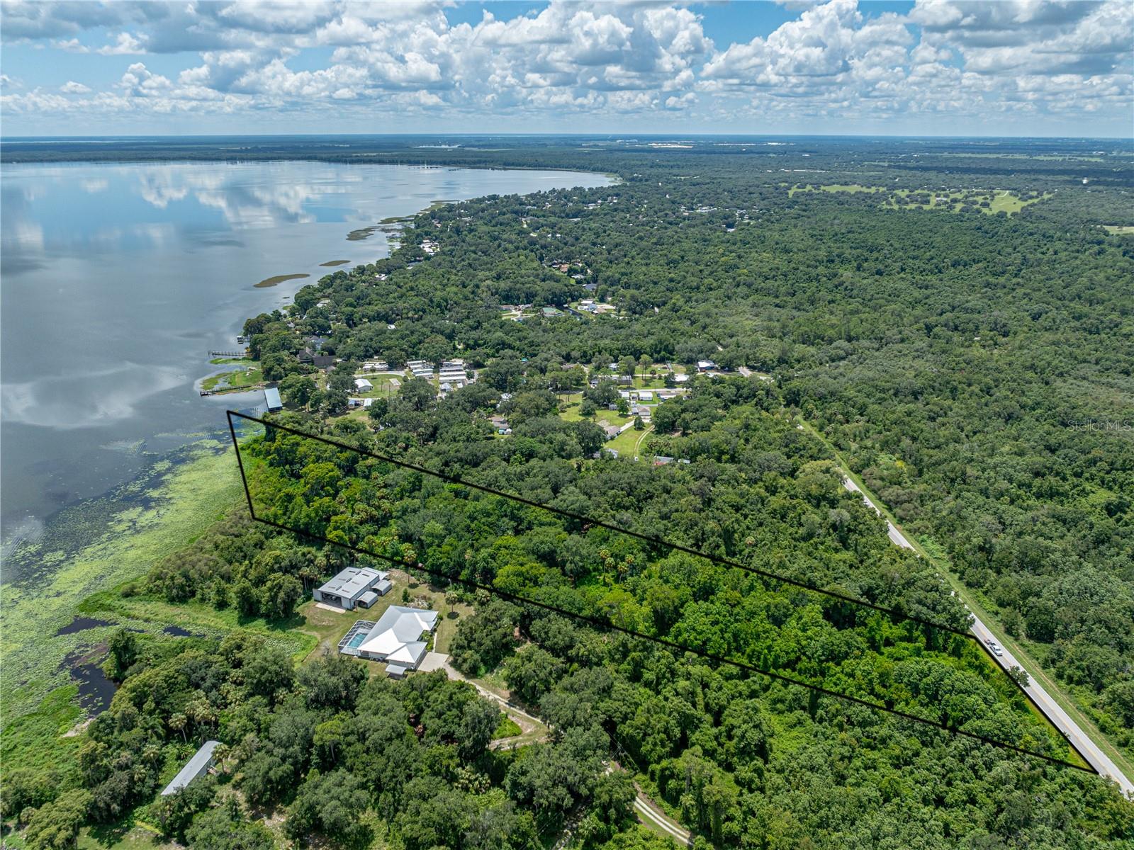 ACREAGE - Land