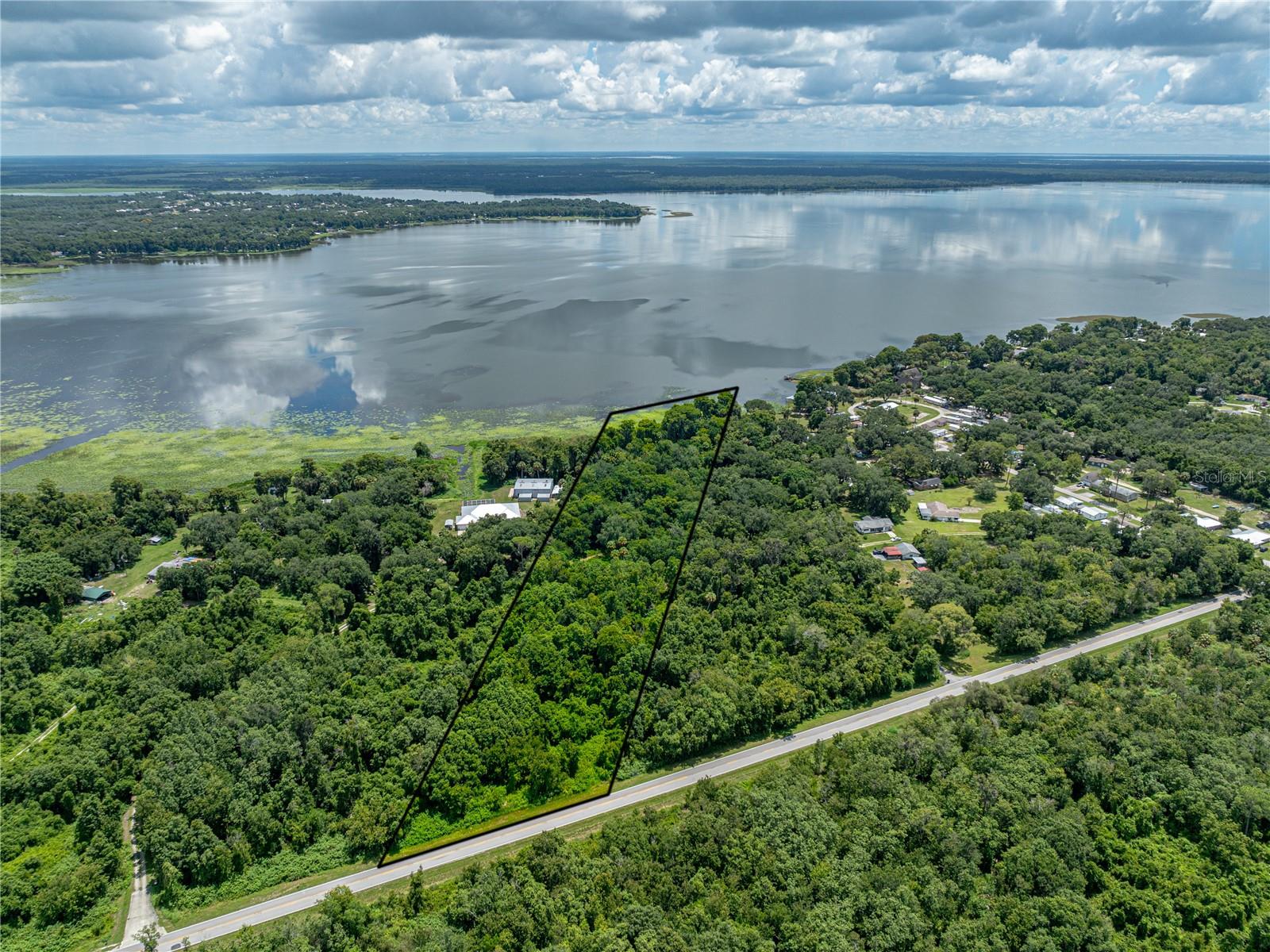 ACREAGE - Land