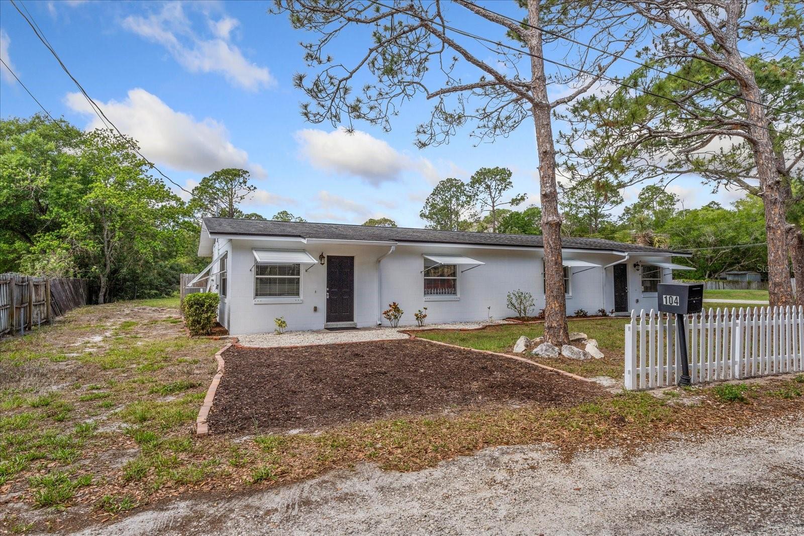104 & 106 N DRIFTWOOD LANE
