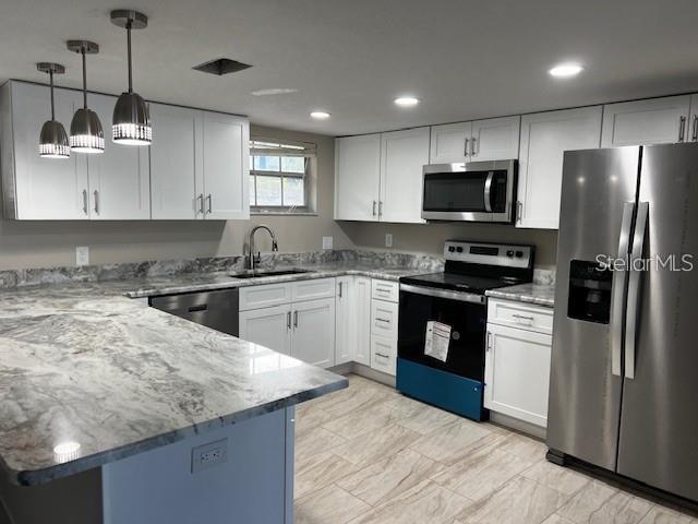 CLERMONT LAKE MINNEOLA CONDO - Residential Lease