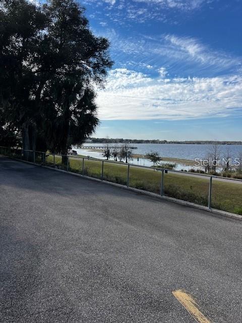 CLERMONT LAKE MINNEOLA CONDO - Residential Lease