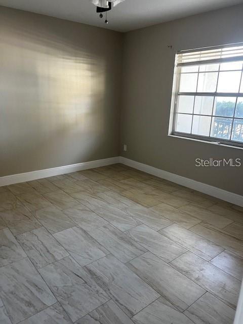 CLERMONT LAKE MINNEOLA CONDO - Residential Lease