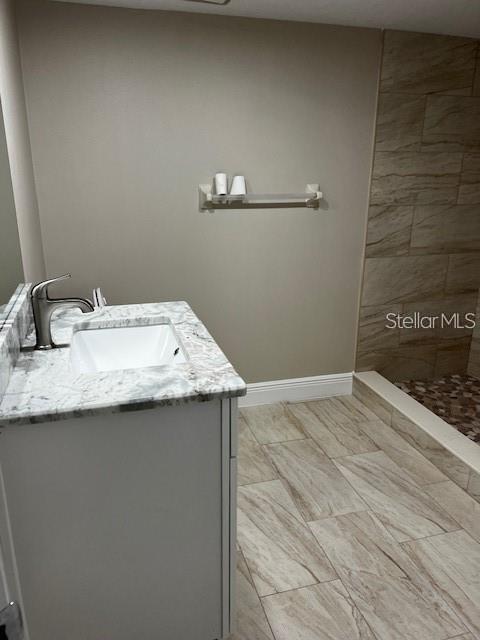 CLERMONT LAKE MINNEOLA CONDO - Residential Lease