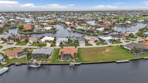 A home in PUNTA GORDA