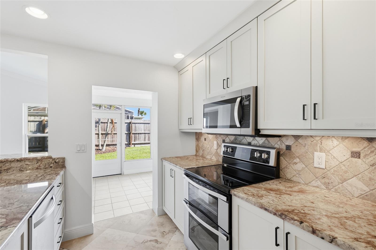 GULF GATE EAST - Residential