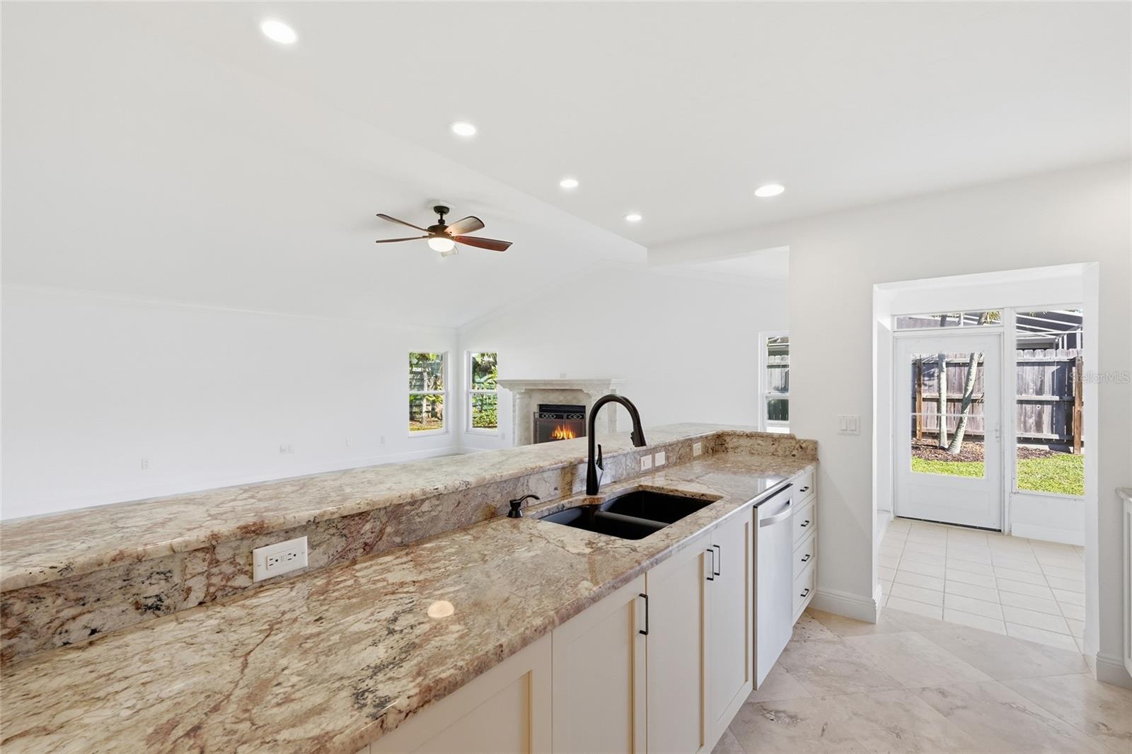 GULF GATE EAST - Residential