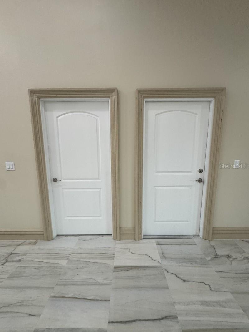 CONNERS GABLES - Residential