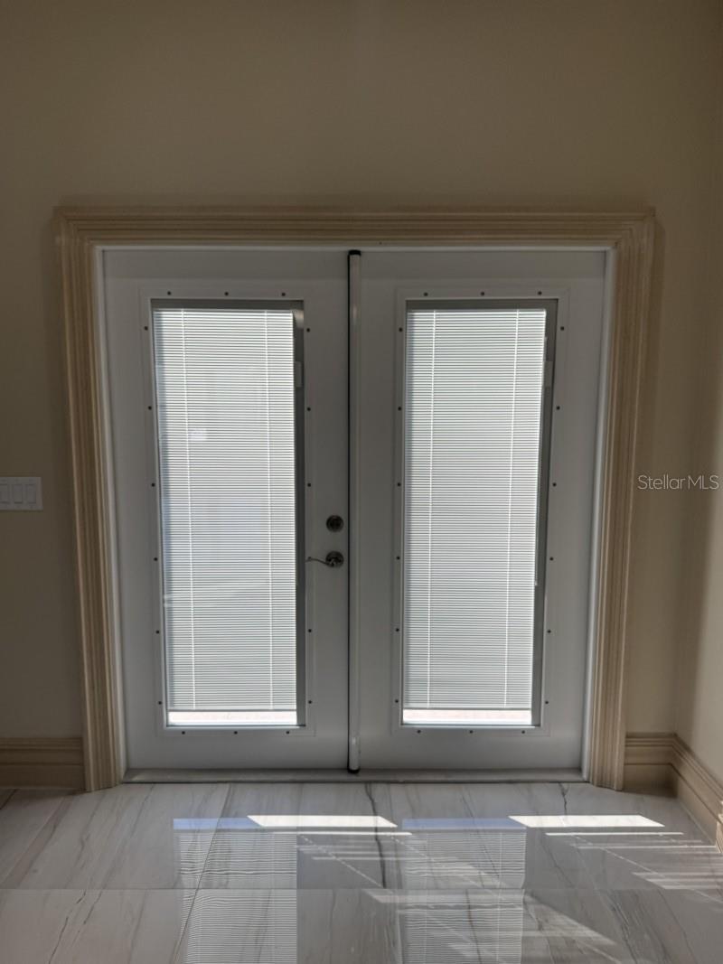 CONNERS GABLES - Residential