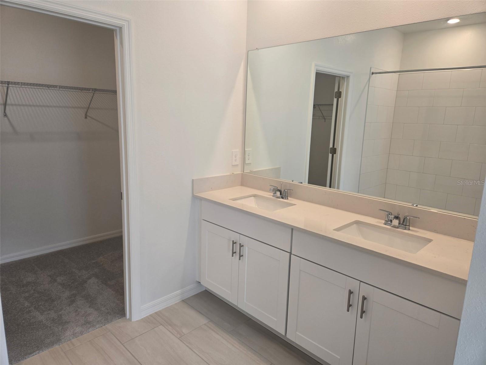 ANGELINE PH 4D - Residential Lease