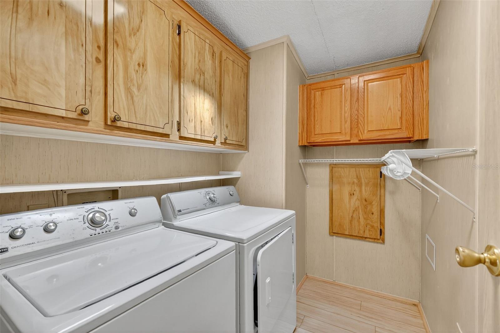 TAVARES FOX RUN MOBILE HOME - Residential