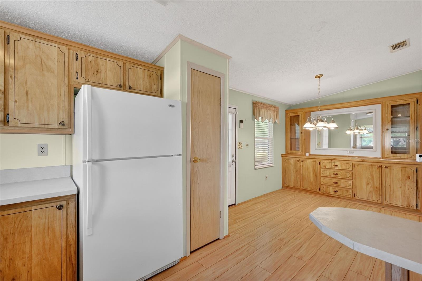 TAVARES FOX RUN MOBILE HOME - Residential