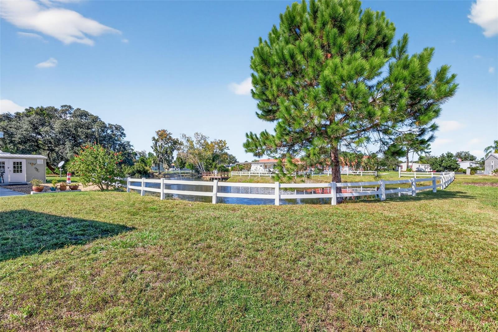 TAVARES FOX RUN MOBILE HOME - Residential