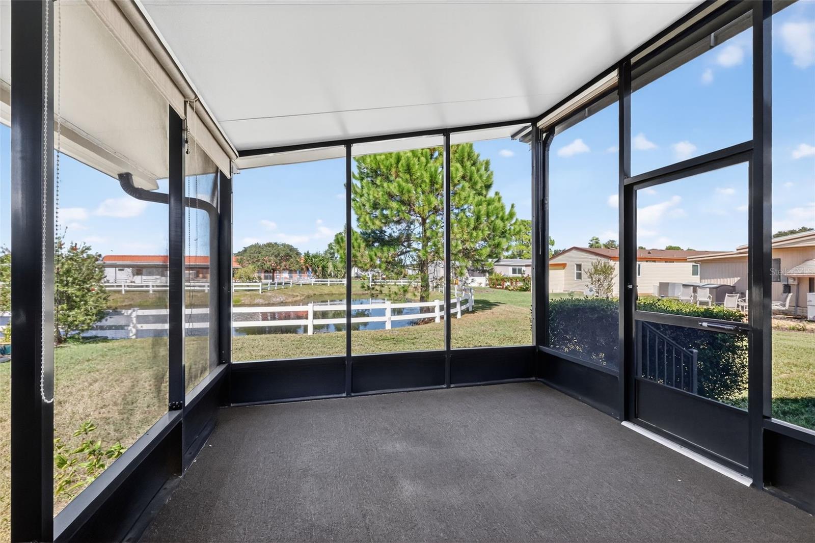 TAVARES FOX RUN MOBILE HOME - Residential