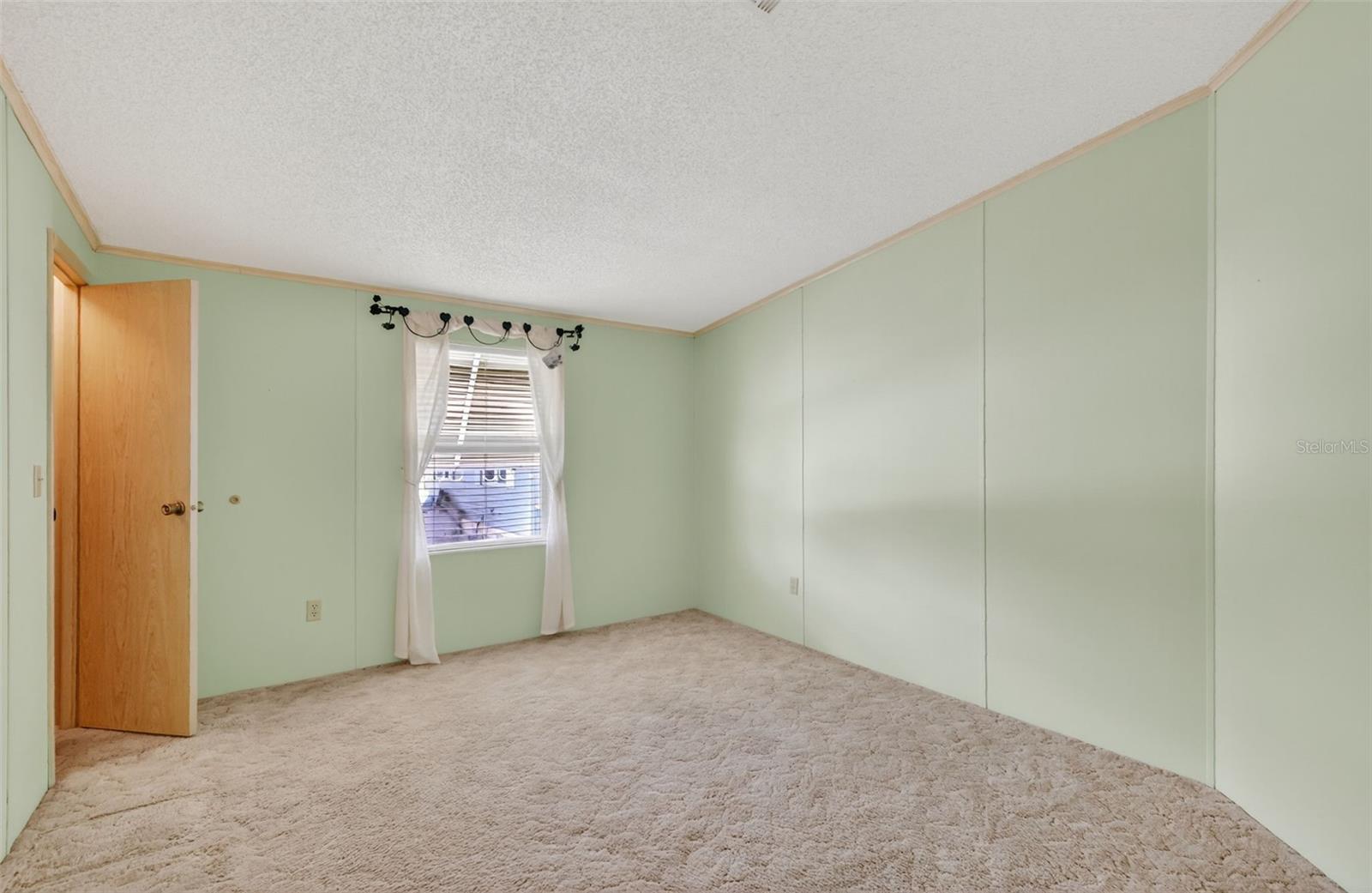 TAVARES FOX RUN MOBILE HOME - Residential