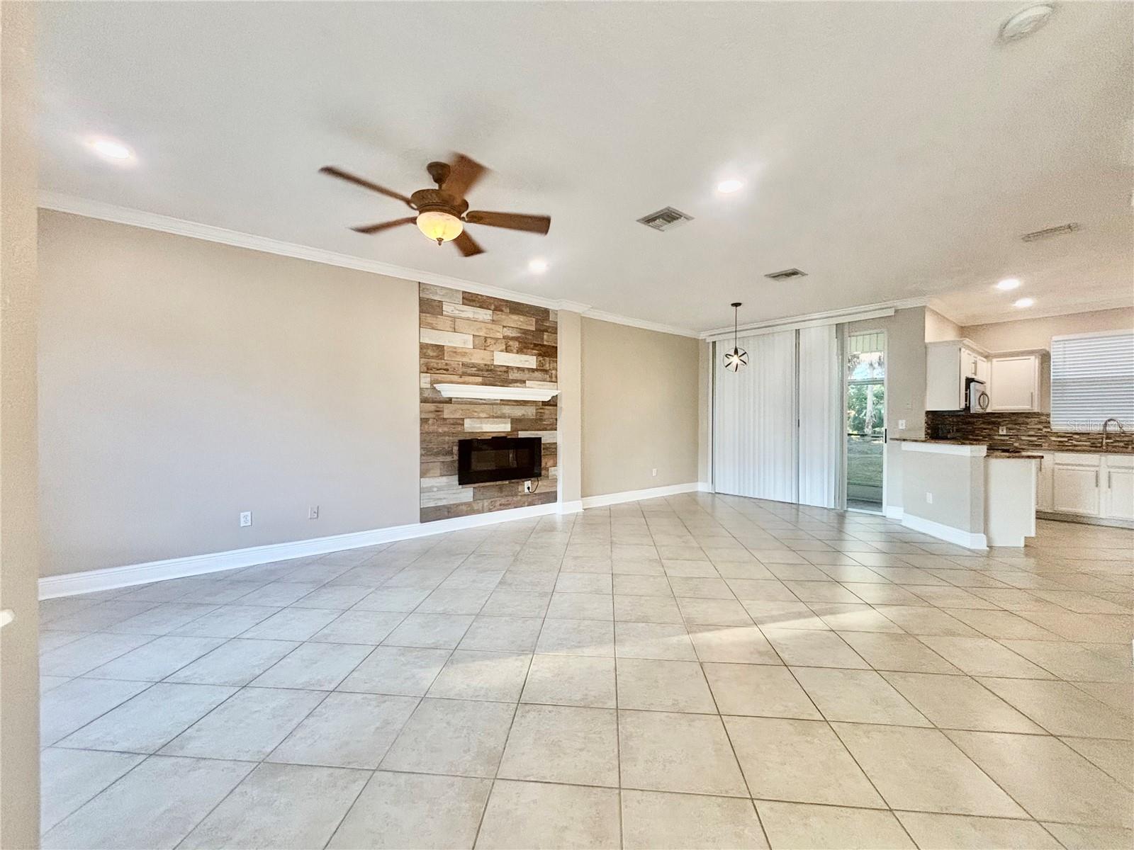 FOREST LAKES AT LARGO - Residential Lease