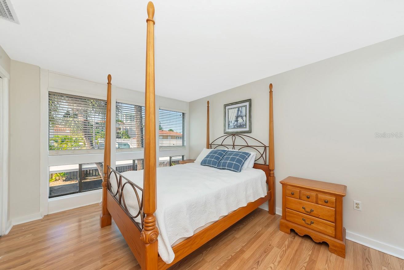 EMBASSY VILLAS - Residential