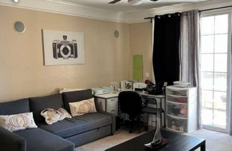 HAMPTONS/METROWEST PH 02 - Residential