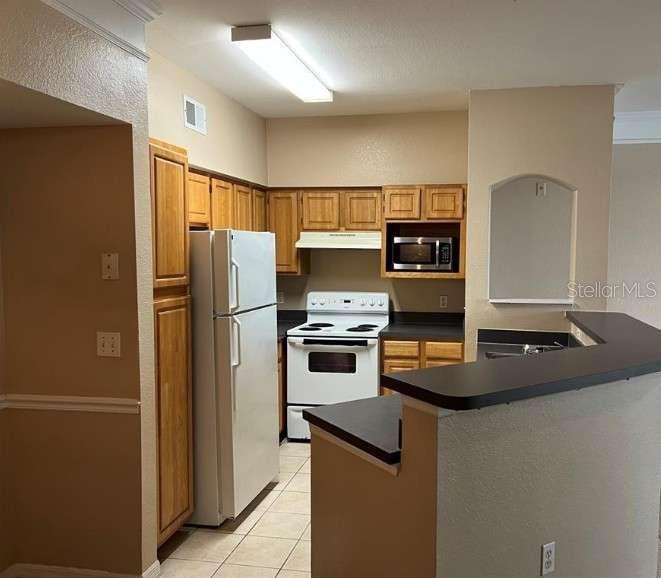 HAMPTONS/METROWEST PH 02 - Residential