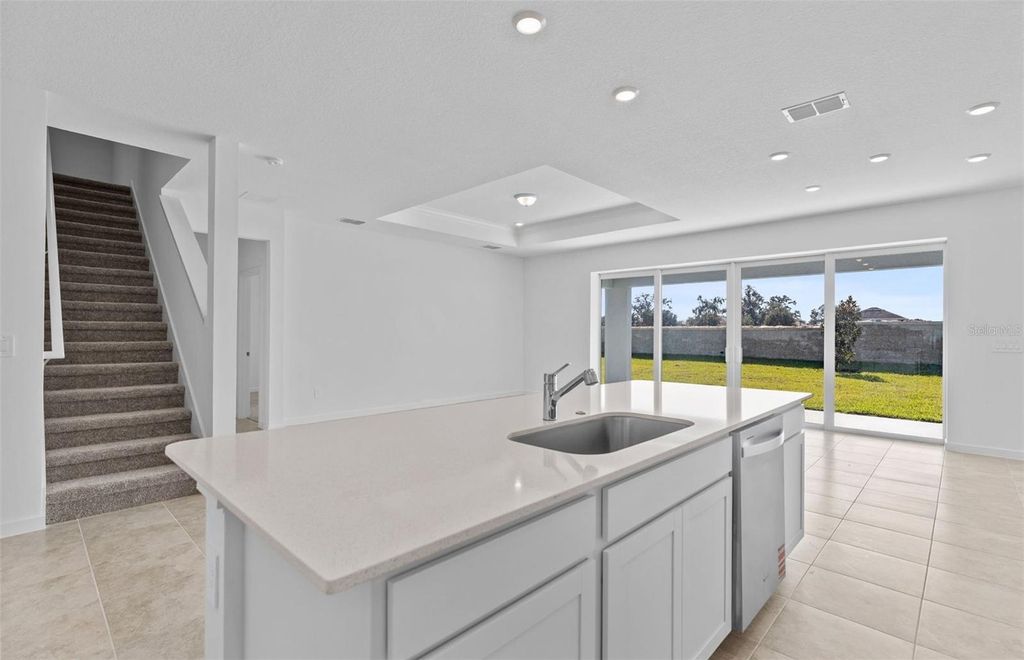 Photo of 9723 Redwood Heights Loop, Thonotosassa, FL 33592 (MLS # TB8445071)